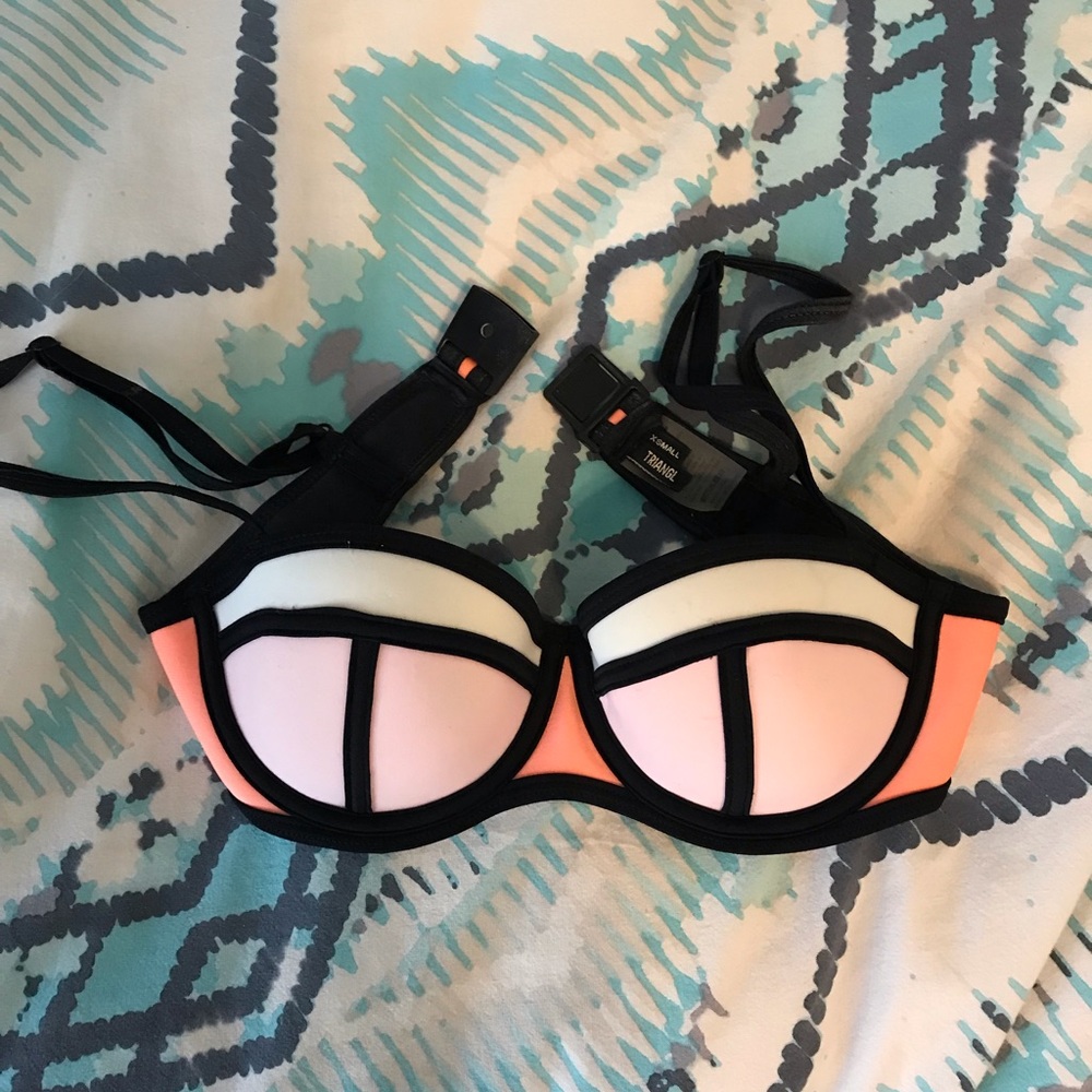 Triangl bikini top
